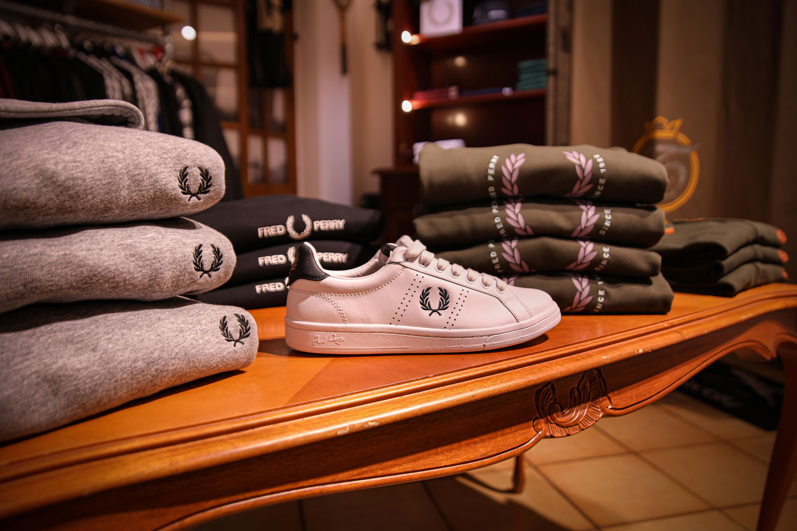 Tom´s Paderborn – Lifestyle Clothes • Fred Perry Schuhe • Sneaker • Kleidung